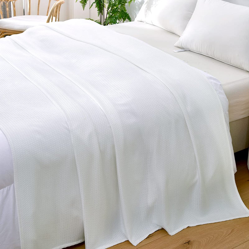 DANGTOP Cooling Blankets, 100% Rayon Derived from Bamboo, Absorbs Body Heat to Keep Cool on Warm Night, Ultra-Cool Lightweight Blanket(90x108 inches, White) - Image 5